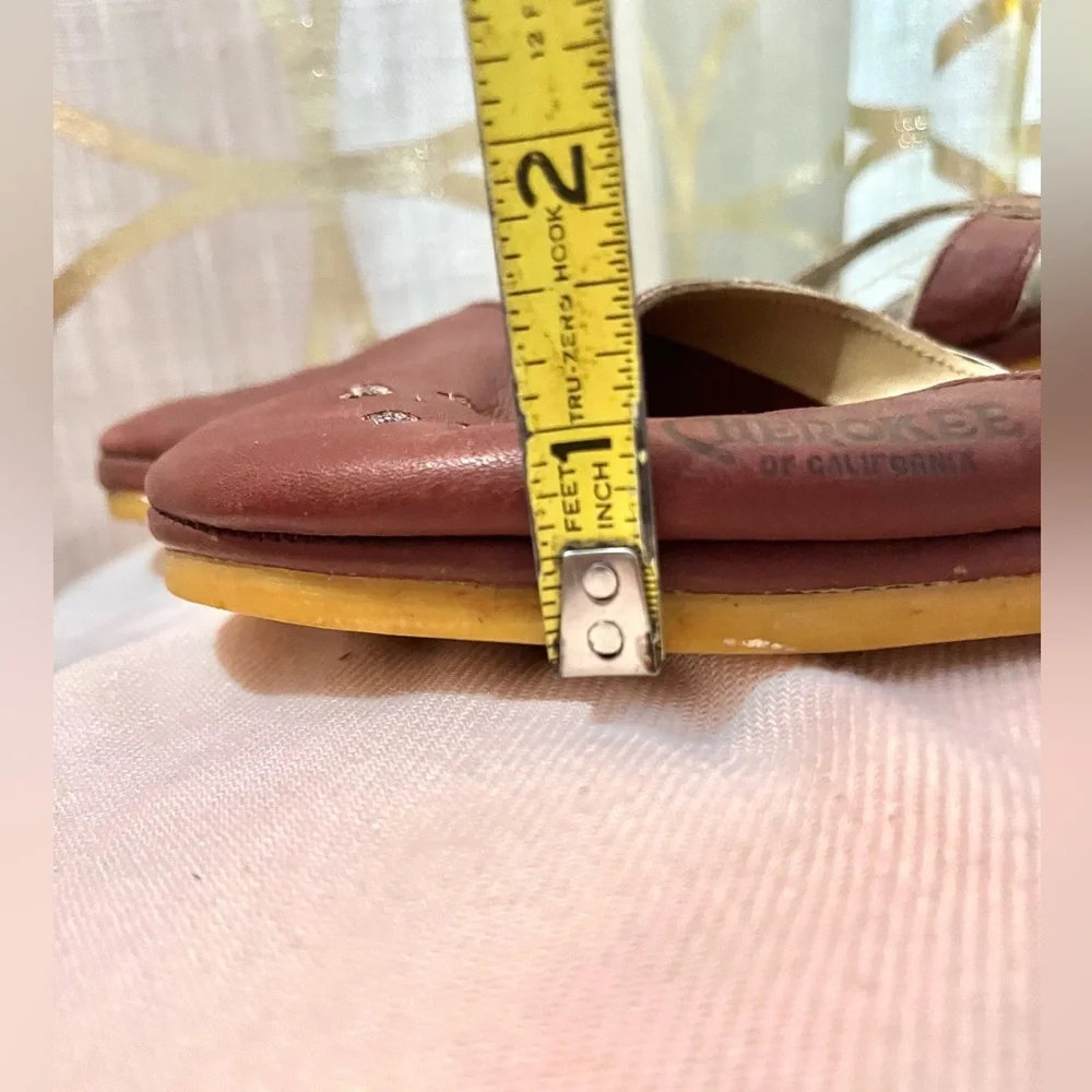 Vintage Cherokee of California sandals - Picture 8 of 13